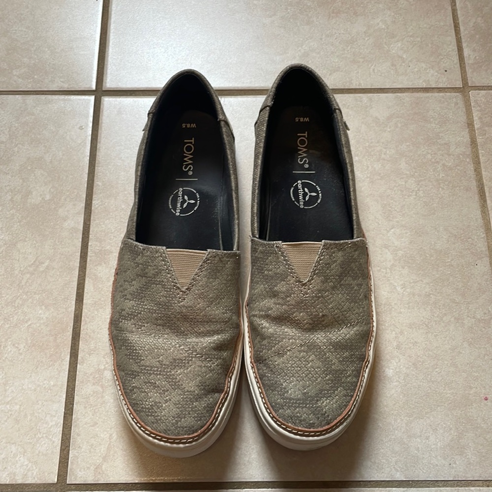 COPY - Toms slip on sneakers
